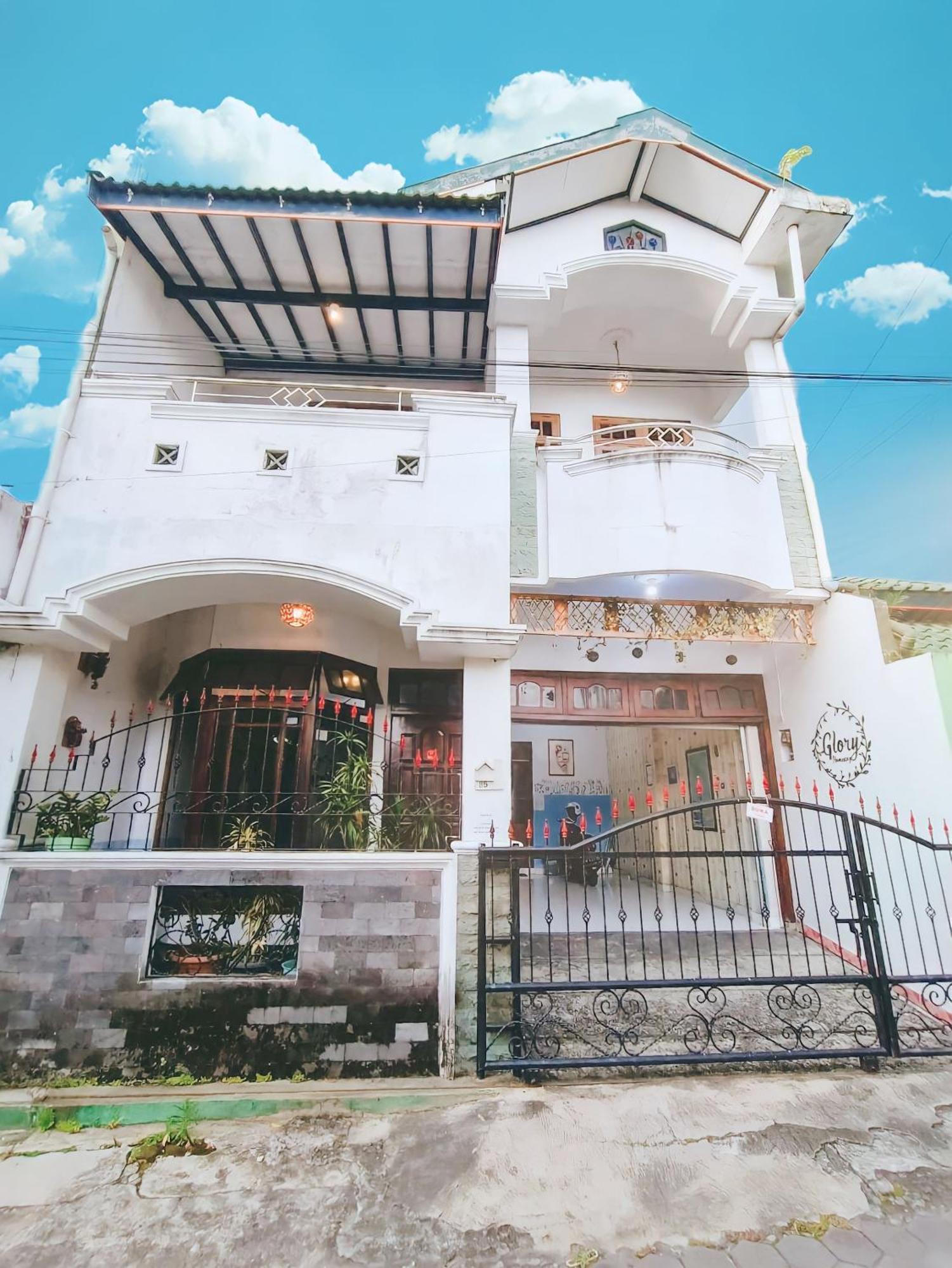 Glory Homestay Yogyakarta