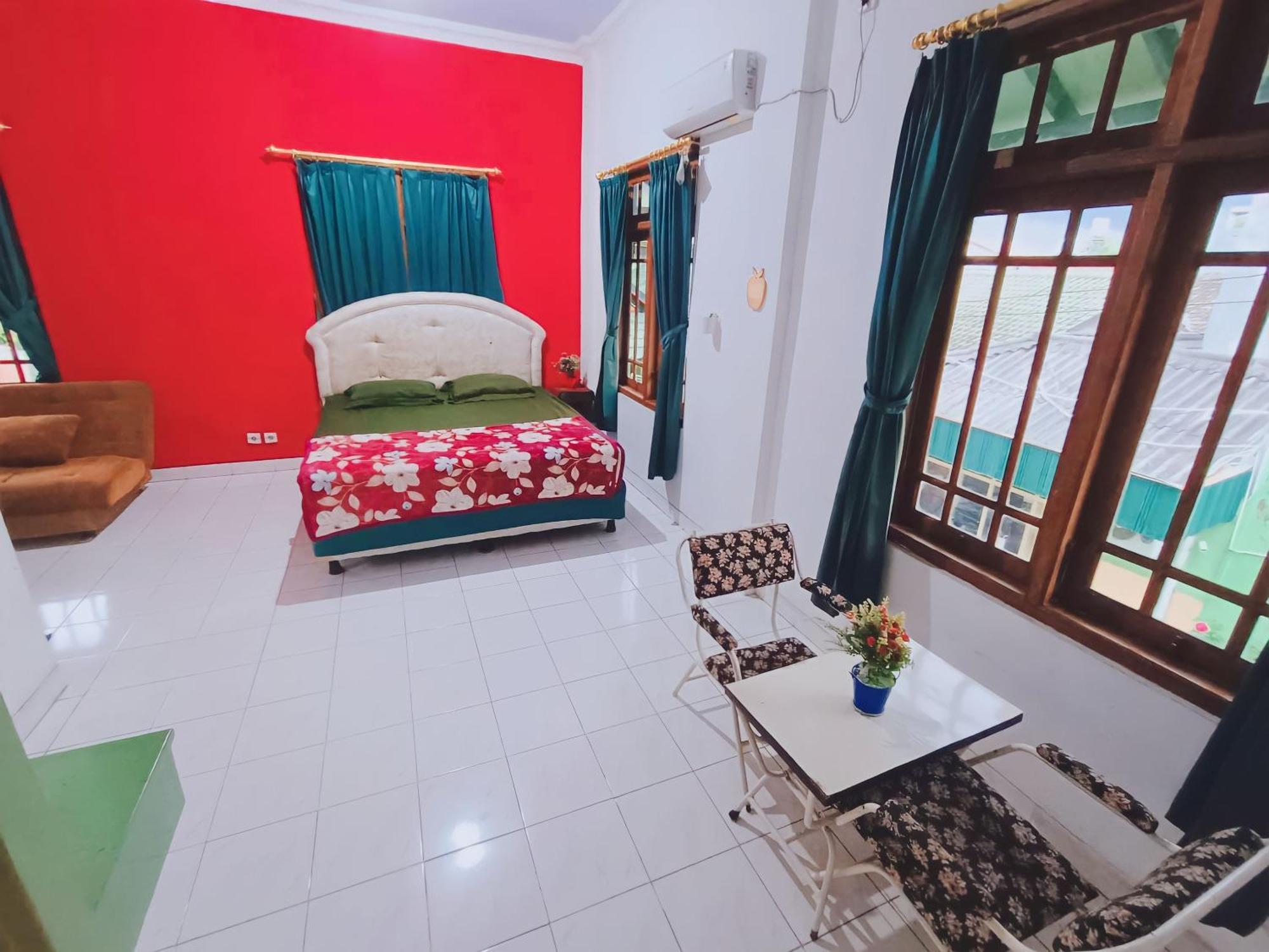 Homestay Glory *